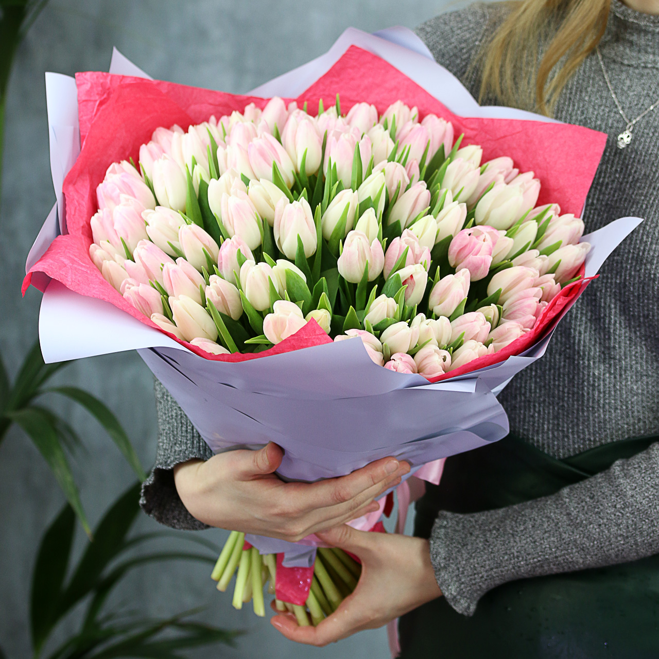 Силиконовые тюльпаны красные. 101 белый и розовый тюльпан. Тюльпан букет 101 тюльпан. Оранжевые тюльпаны букет. Тюльпан к-59.