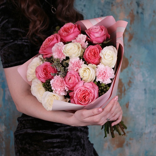 Купить цветы Букет Букет цветов Нежный миг в интернет магазине в Москве